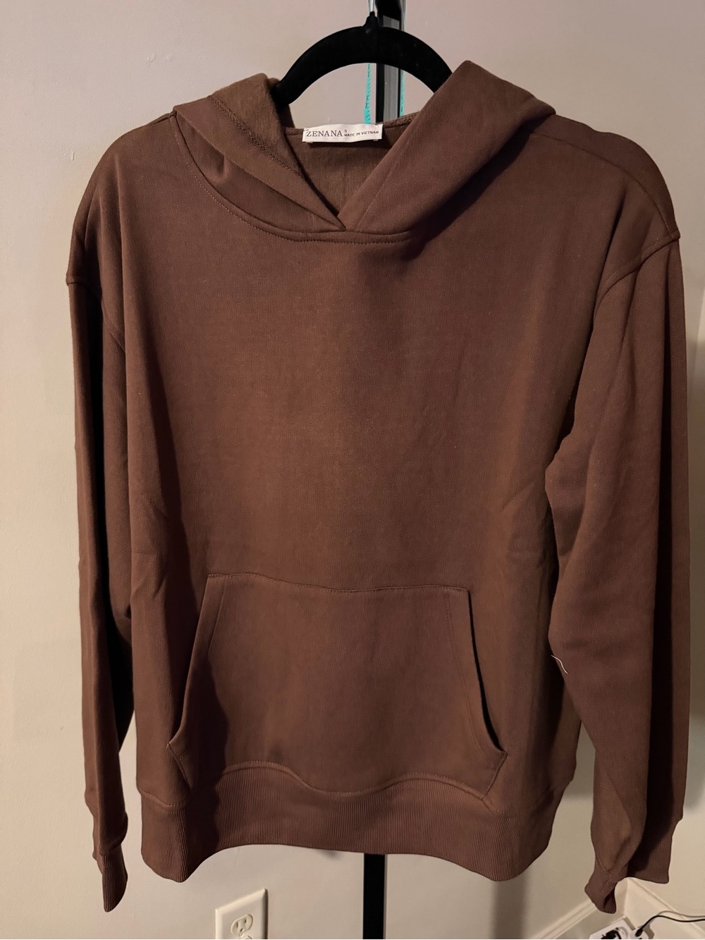 Zenana Case Pack 2-S 2-M 2-L Brown Hooded Sweatshirt Kangaroo Pocket Hoodie